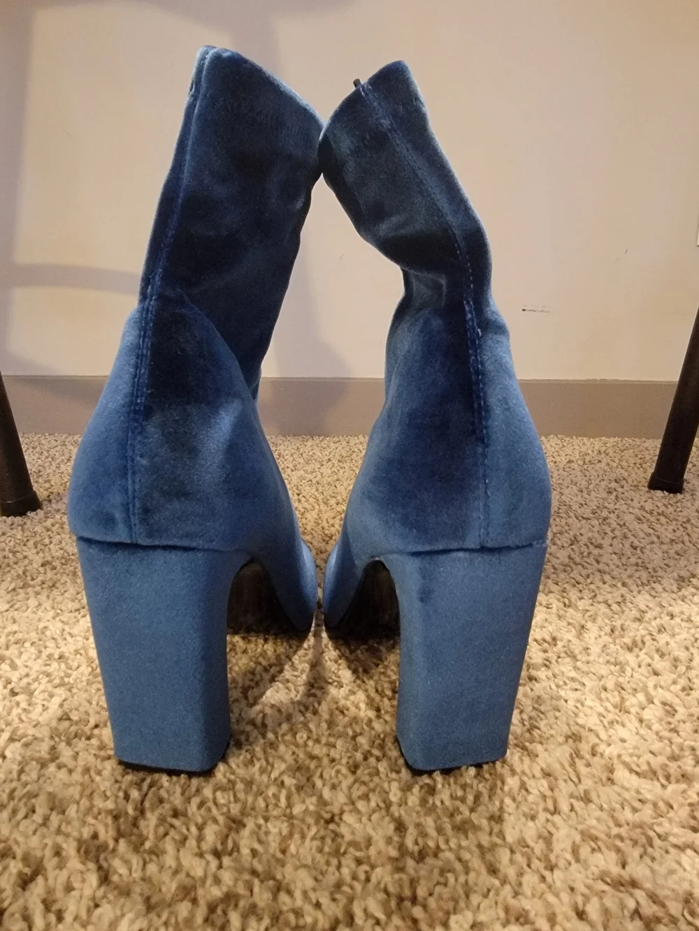 7.5 Women’s Velvet Ankle Boots - Blue